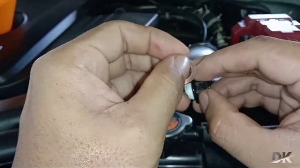 Nissan Navara Np300/d23 Change Engine Oil & Oil Filter [Servis Engine Oil]