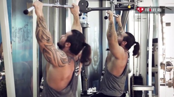 УПРАЖНЕНИЕ ТЯГА ВЕРХНЕГО БЛОКА