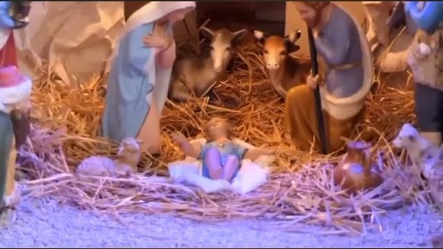 Chiesa Santa Barbara Caivano Antonio Aversano recita delle poesie inerenti la venuta dei Re Magi. смотреть онлайн