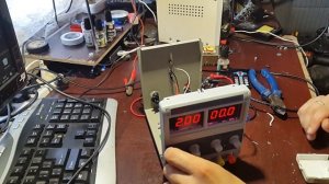 Ремонт лабораторного блока питания YaXun. Недооскорблённый.