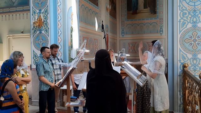 "Милость мира" (Скитская) и "Достойно есть" Подобен: "Радуйся..." Глас 5 смотреть онлайн