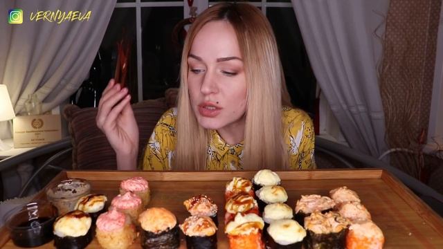 MUKBANG | Запеченные РОЛЛЫ/СУШИ | SUSHI/ROLLS | не ASMR смотреть онлайн