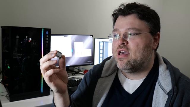 Icy Dock EZ-Adapter: U.2 to USB Made Easy! смотреть онлайн