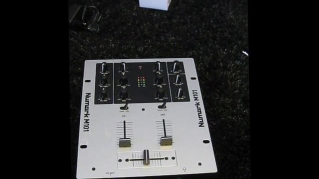 Numark M101 Unboxing l Deutsch смотреть онлайн