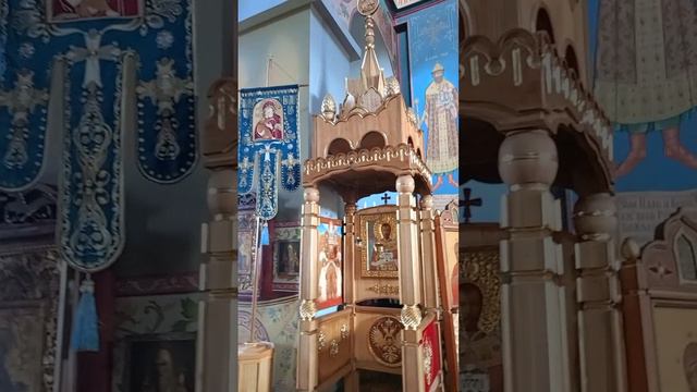 Новоуткинский Храм Успения Пресвятой Богородицы.mp4 смотреть онлайн