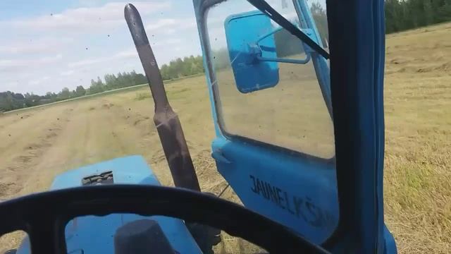 МТЗ-82. Пресуэм сено. 27.06.2018. смотреть онлайн