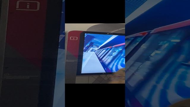 Метро Москвы. Информационный стенд смотреть онлайн