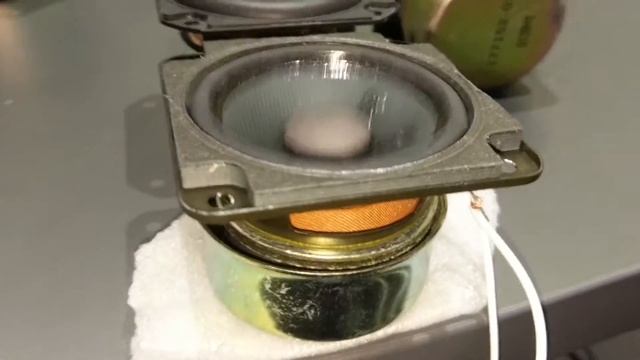 Bose MediaMate 2.75 Inch Speaker смотреть онлайн