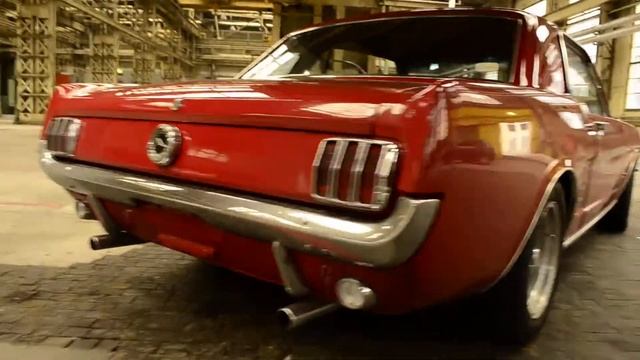 Ford Mustang 1966 - Best V8 sound ever! смотреть онлайн