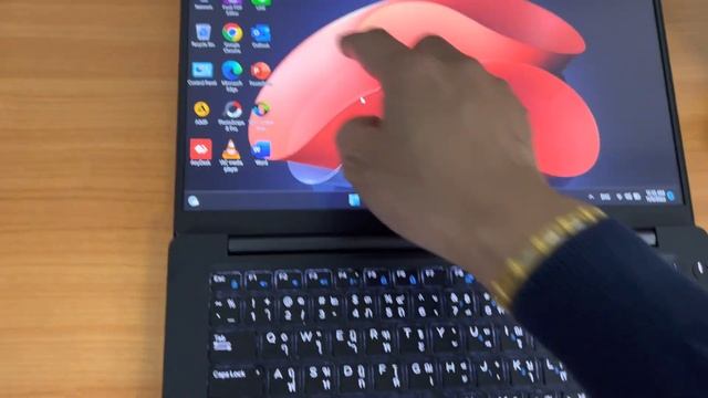 DELL Latitude 7390 Touch Screen Test смотреть онлайн