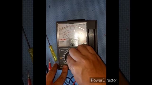 HOW TO USE ANALOG MULTITESTER (BASIC ELECTRONICS) смотреть онлайн