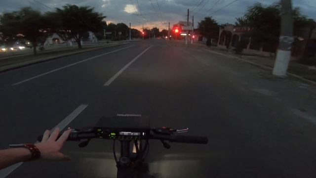 ВЕЛОЗВУК ПО ГОРОДУ НОЧНЫЕ ПОКАТУШКИ ПОД ЧИВИ-БЭНГ, Х2 BOULEVARD DERO, MIC DROP, JAH KHALIB ЕГОР КРИ смотреть онлайн