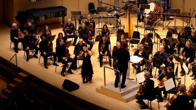Tanya Tagaq/Christine Duncan/Jean Martin: Qiksaaktuq / André de Ridder · Toronto Symphony Orchestra смотреть онлайн