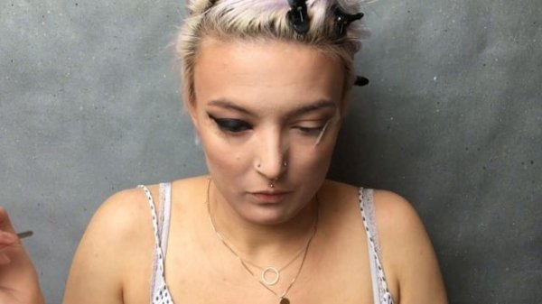 FASHION MAKEUP / ФЭШН МЕЙК С БЛЕСТЯЩИМИ НАКЛАДНЫМИ РЕСНИЦАМИ