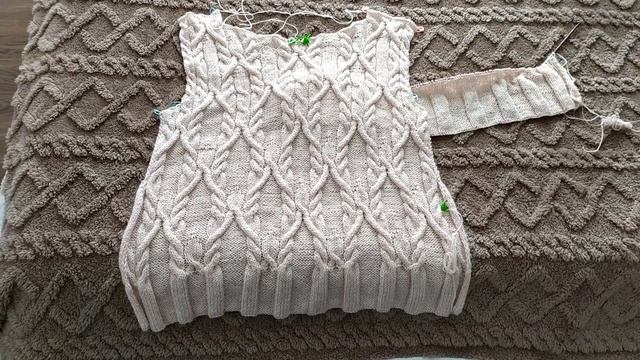 Продвижение по джемперу из кашемира. Довязала перед. смотреть онлайн