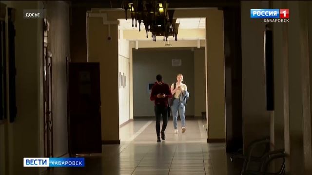 Смотрите в 21:15. В Хабаровске объединили Университет экономики и права и ТОГУ смотреть онлайн