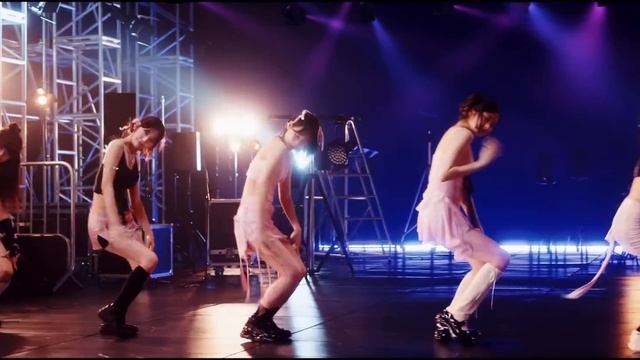 LE SSERAFIM - 'Perfect Night' Dance Practice MIRRORED смотреть онлайн
