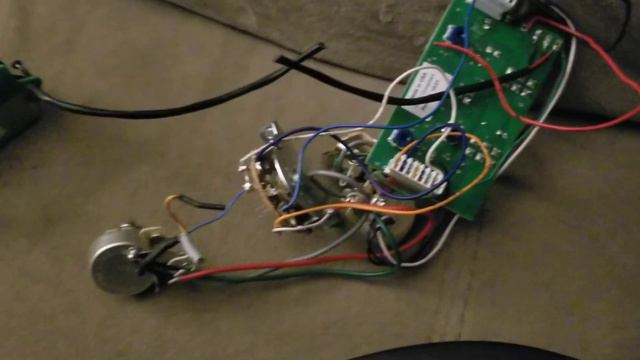 Part 2: Sustainiac complete system, guitar pickup for sale. смотреть онлайн