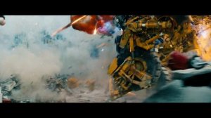 Трансформеры 3: Тёмная сторона Луны - Оптимус мудохает десептиконов [4K]