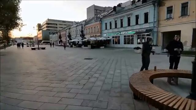 Прогулки по Москве. Улица Школьная - одна из самых красивых! смотреть онлайн