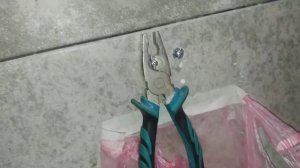 Дюбель в гипсокартон, Как установить моли, без специального пистолета.