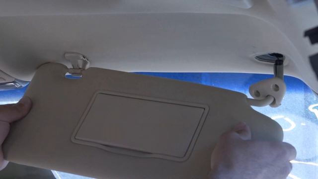 How To Remove and Replace a Sun Visor - 2006 Subaru Tribeca смотреть онлайн