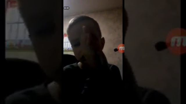 Потерял наушники на стриме смотреть онлайн