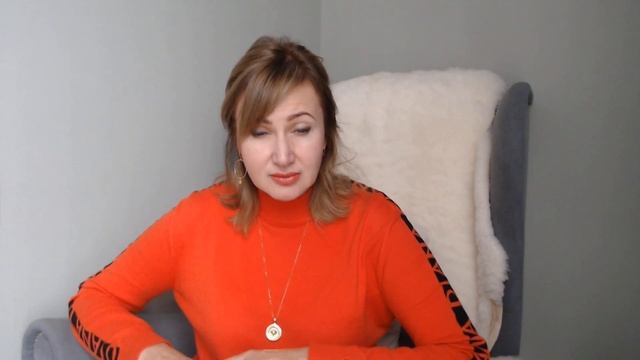 Уговариваю себя не обращать внимание смотреть онлайн