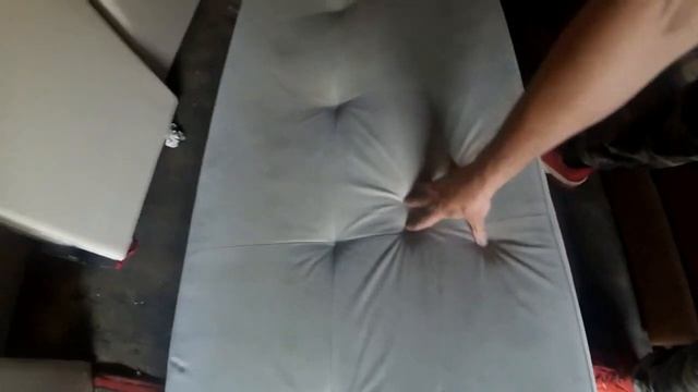 Как очистить диван от кошачьей мочи и вывести запах?Проверяю методы с YouTube