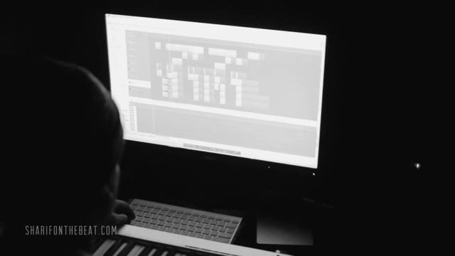 Producer Sharif Making a Beat in 3 Mins | Piano & Electronic Hip-Hop Style in Logic Pro смотреть онлайн