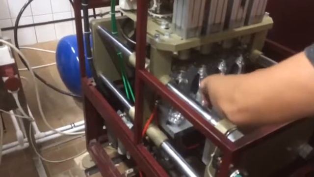 Полуавтомат выдува ПЭТ тары марки ПАВ 1500 УР 16Атм (июль 2018) ЗАО "Сернурский сырзавод" смотреть онлайн