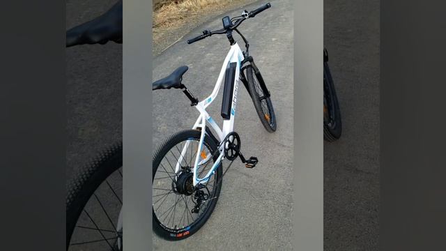 Eahora XC100 ebike...Walk around смотреть онлайн