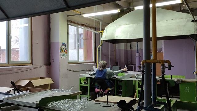 Фабрика ёлочных игрушек в городе Карачев (Брянская обл)