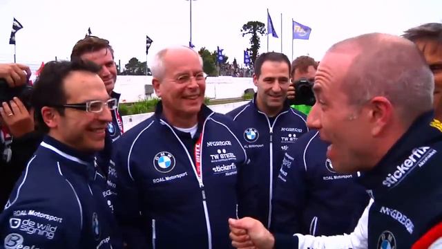 Highlights WTCC 2011 - yearreview clip, crashes, babes, speed - Tom Coronel Roal Motorsport смотреть онлайн