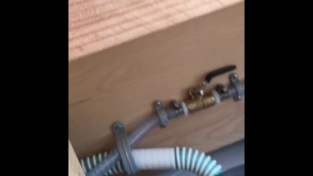 RV Trailer Build #45 (Part 1) - Water Tank(s) Monitor Wires, Victron SHUNT, Batteries Installed смотреть онлайн