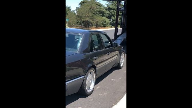 Taking Delivery of my 1992 Mercedes 500E смотреть онлайн