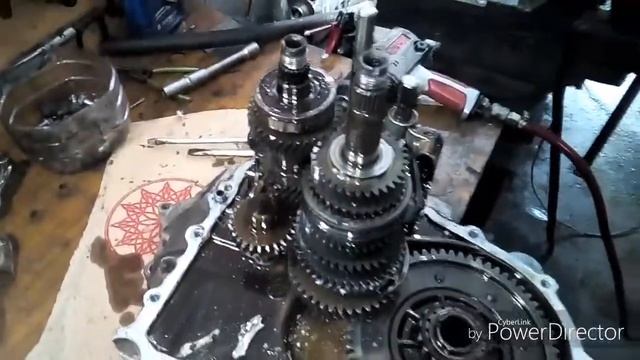 Гранта!!! Не работает 1 и 2 передача. Ремонт КПП. смотреть онлайн