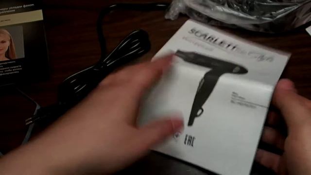 Фен SCARLETT SC-HD70IT01 смотреть онлайн