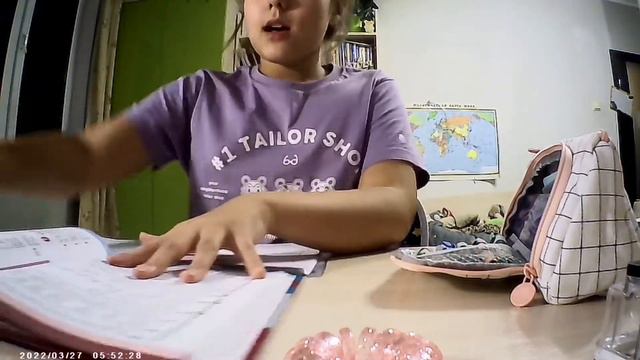 Творческое видео, делаем уроки вместе! Рассказываю и как быстро и правильно сделать уроки ✨💓#2022 смотреть онлайн