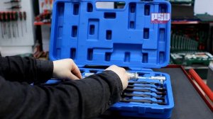 Съемник внутренних подшипников, цанговый с обратным молотком 8-58 мм Vertul VR50148