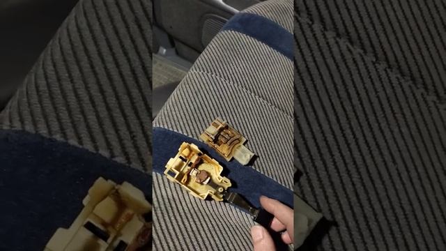 как снимается переключатель оборотов вентилятора печки на таёта превия 1993г.в смотреть онлайн