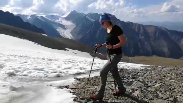 Актру летом. На мотоцикле к ледникам Алтая смотреть онлайн