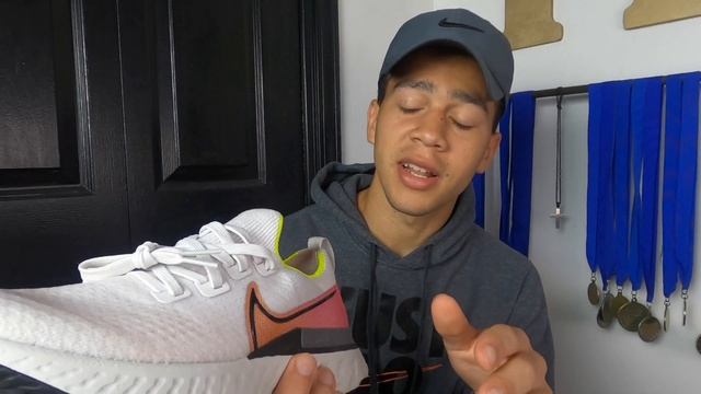 Pegasus 37 vs. Infinity Runs || Best Shoe of 2020 смотреть онлайн