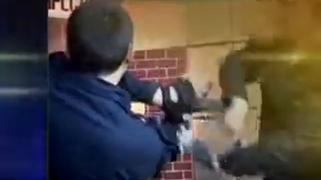 Стрельба из пистолета. Ролик 7 смотреть онлайн