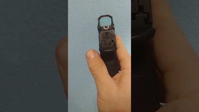 Springfield Hellcat. Stock sights with swampfox sentinel red dot. смотреть онлайн