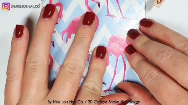 ? 3D Cateye Snake | Magnetic gel polish nail art design | Fall nails | Gold print | Foil | Ombre