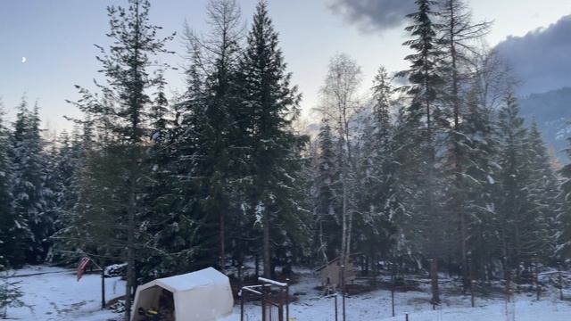 THE DECK is FINISHED! - Couple Building House Off Grid смотреть онлайн