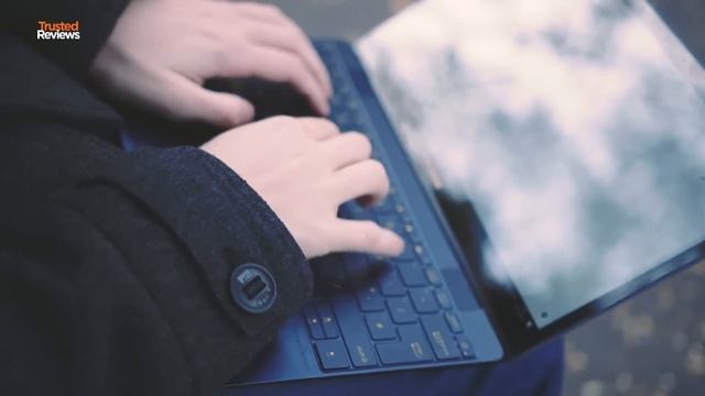 Asus Zenbook 3 Review | The Best Macbook Alternative? смотреть онлайн