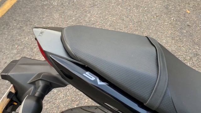 2019 Suzuki SV650 ABS смотреть онлайн