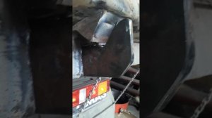 замки заднего борта самосвала